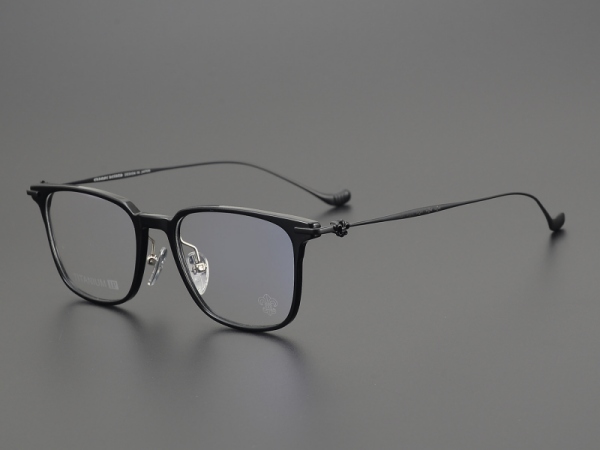 What are the applications of nickel titanium alloy in daily life