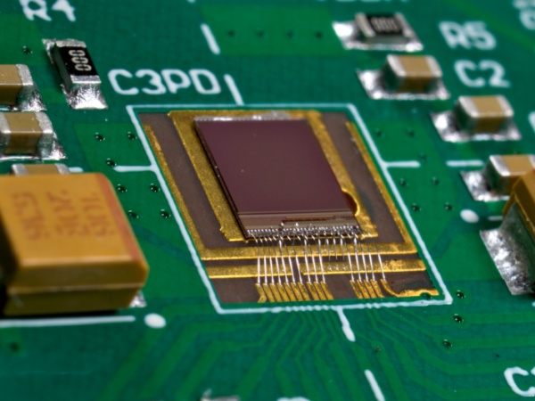 Common closed-loop temperature control structural components