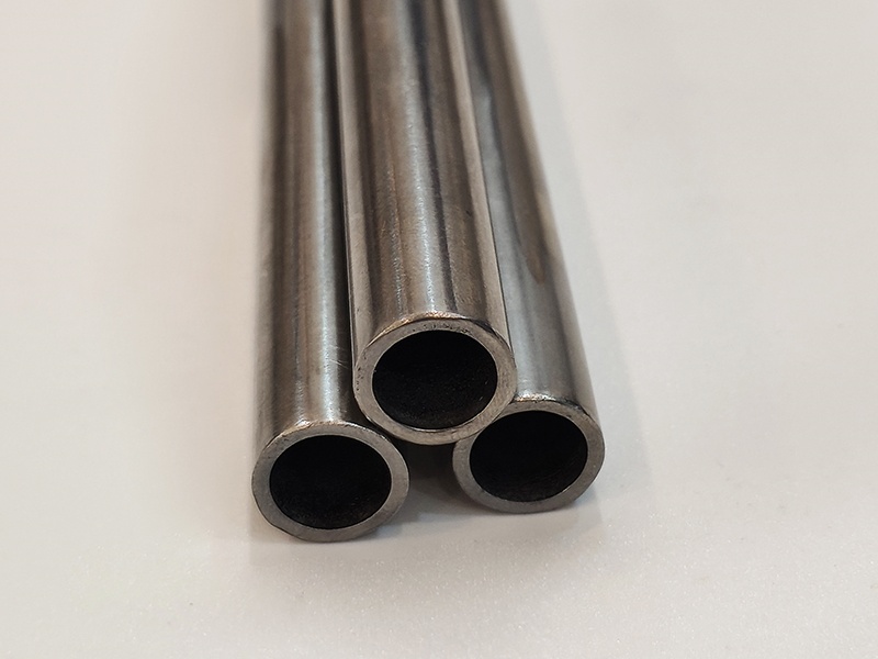 无缝镍钛管：未来医疗与科技的“智能骨骼”